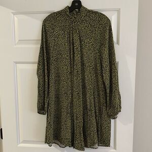 H&M Olive Patterned Long Sleeve Shift Dress